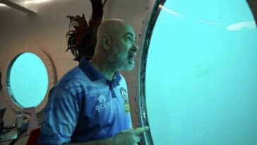 L'homme qui a passé 130 jours sous l'eau : "Un exploit mondial pour créer une civilisation sous-marine"