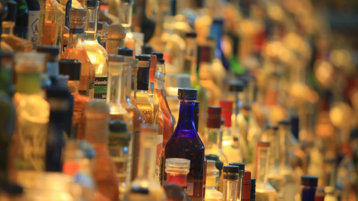 Pourquoi aux États-Unis on envisage d'apposer une étiquette "cause du cancer" sur les bouteilles d'alcool 2 Image