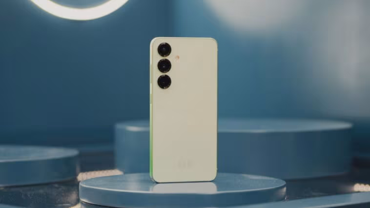 Samsung Galaxy S25 officiel : le « petit » de la famille passe à la vitesse supérieure en puissance et en photographie 1 Samsung Galaxy S25 oficial: el "pequeñín" de la familia sube de nivel en potencia y fotografía