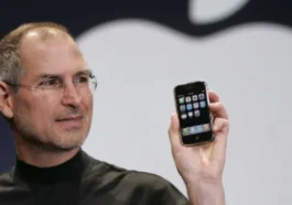 Steve Jobs a dévoilé l'iPhone il y a 18 ans