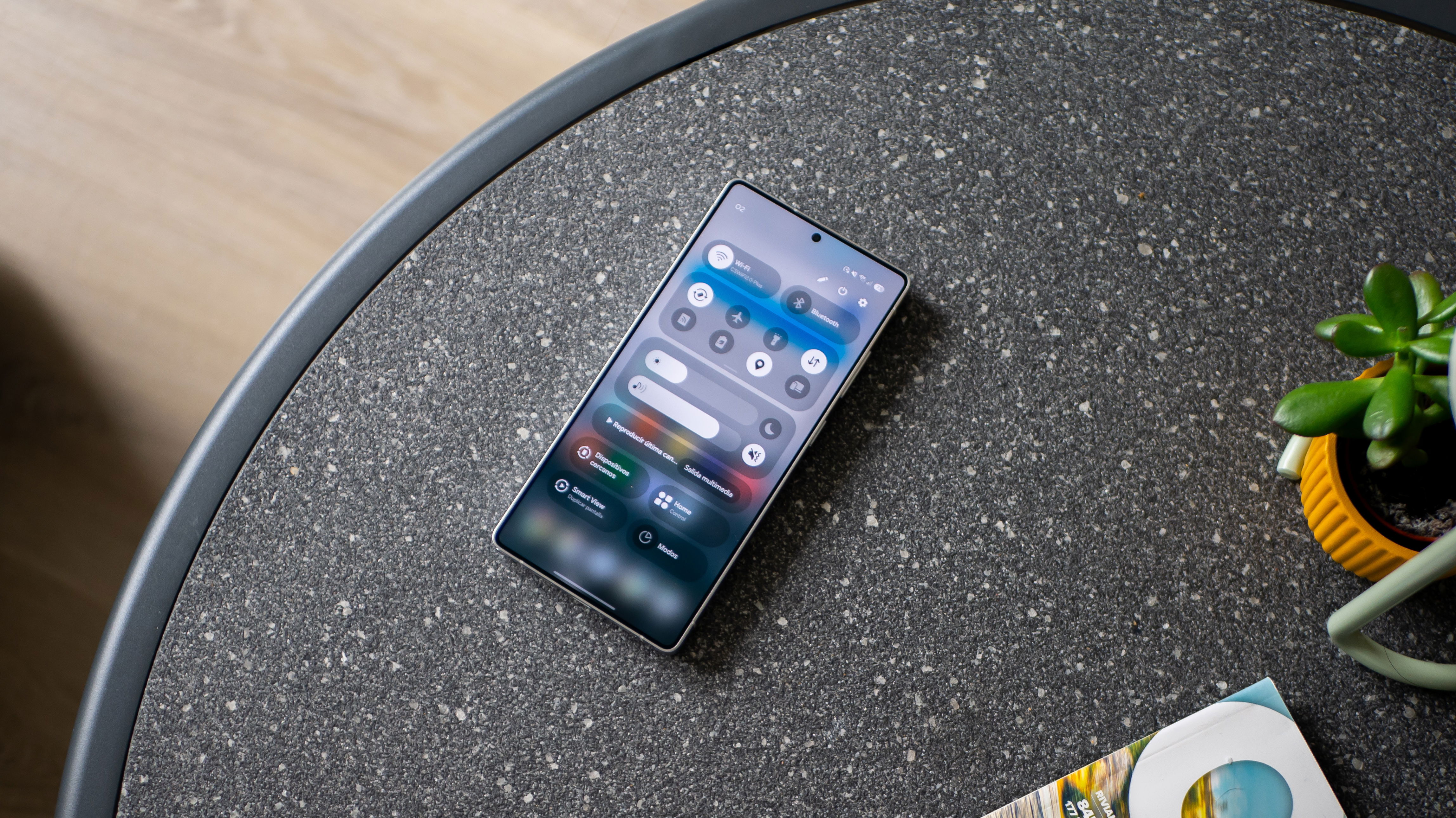 Comparaison Samsung Galaxy S25 Ultra vs Xiaomi 14 Ultra : différences et lequel est le meilleur dans le segment haut de gamme premium