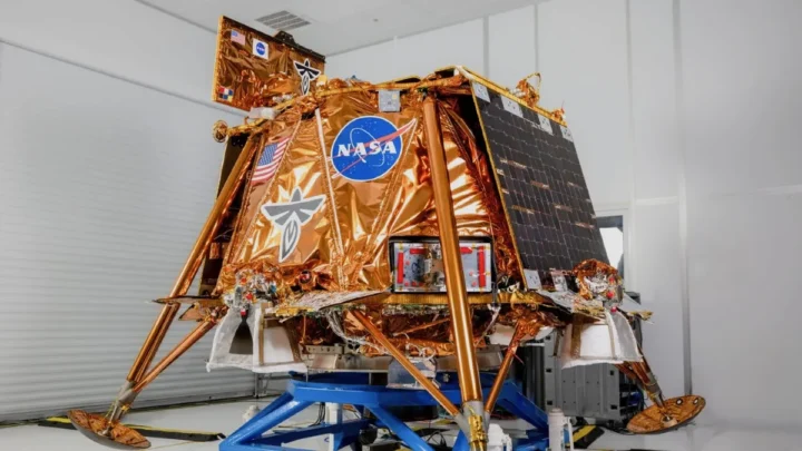 Des entreprises s'affrontent pour le contrôle de l'espace radioélectrique de la Lune dans une course silencieuse 3 1738678167 751 Des entreprises saffrontent pour le controle de lespace radioelectrique de.webp