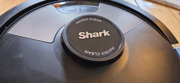 Shark Matrix Plus 2 en 1 : Ah, si seulement tous les appareils étaient aussi faciles à configurer ! 1 Shark Matrix Plus 2 En 1 : Ah, Si Seulement