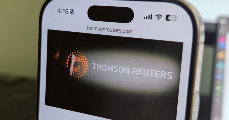 Thomson Reuters remporte une victoire sur les droits d'auteur contre une entreprise d'IA. Quelles seront les prochaines étapes ? 1 1739334584 Thomson Reuters Remporte Une Victoire Sur Les Droits Dauteur Contre.jpg
