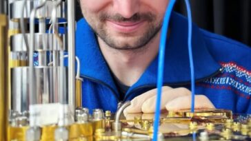 Une avancée révolutionnaire : la fibre optique booste l'informatique quantique, réduisant chaleur et énergie ! 5 Une Avancée Révolutionnaire : La Fibre Optique Booste L'informatique Quantique,