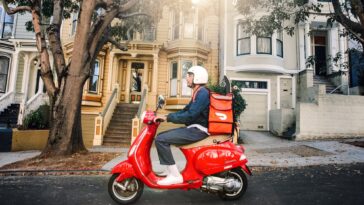 Uber Poursuit Doordash Pour Pratiques Anticoncurrentielles Dans La Lutte Pour