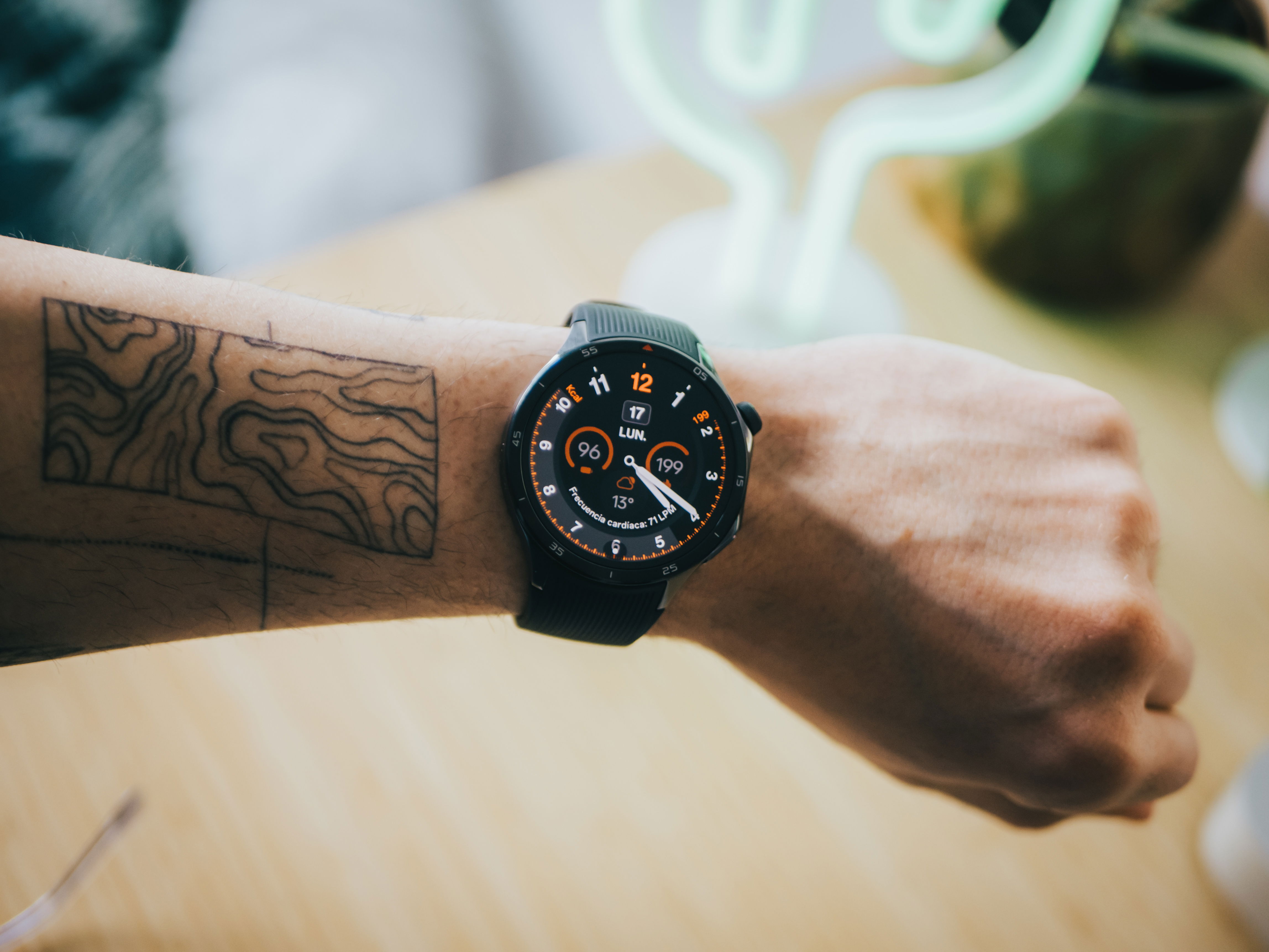 Après avoir testé la OnePlus Watch 3, les batteries des autres montres avec Wear OS semblent ridicules 9 Écran de la OnePlus Watch 3