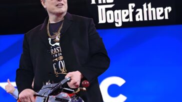 Elon Musk Ordonne Aux Fonctionnaires De Lister 5 Réalisations Ou