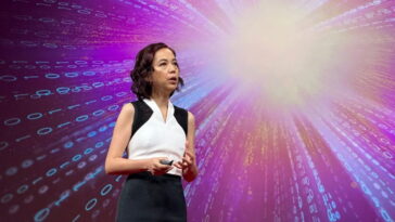 Fei-Fei Li, marraine de l'intelligence artificielle : "Le risque d'extinction humaine est surévalué, il est hors de contrôle" 12 Fei-Fei Li, madrina de la inteligencia artificial: "Se sobrevalora el riesgo de la extinción humana, está fuera de control"