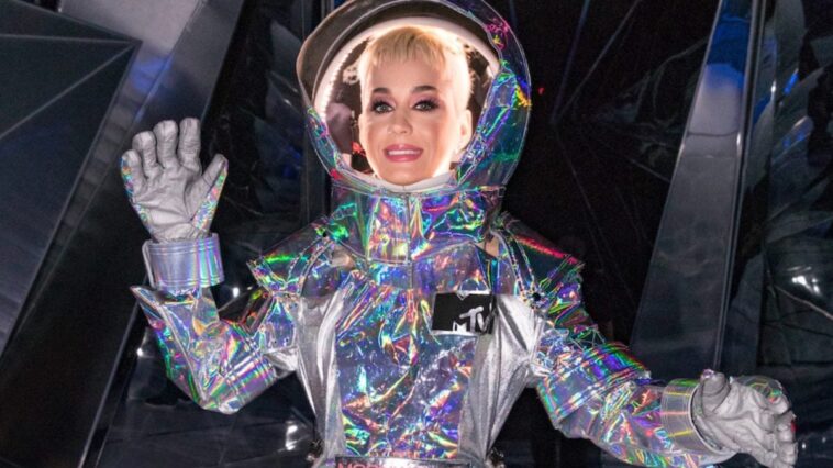 Jeff Bezos envoie Katy Perry dans l’espace : l'équipage est dirigé par sa compagne Lauren Sanchez 1 Jeff Bezos envoie Katy Perry dans l’espace : l'équipage est dirigé par sa compagne Lauren Sanchez