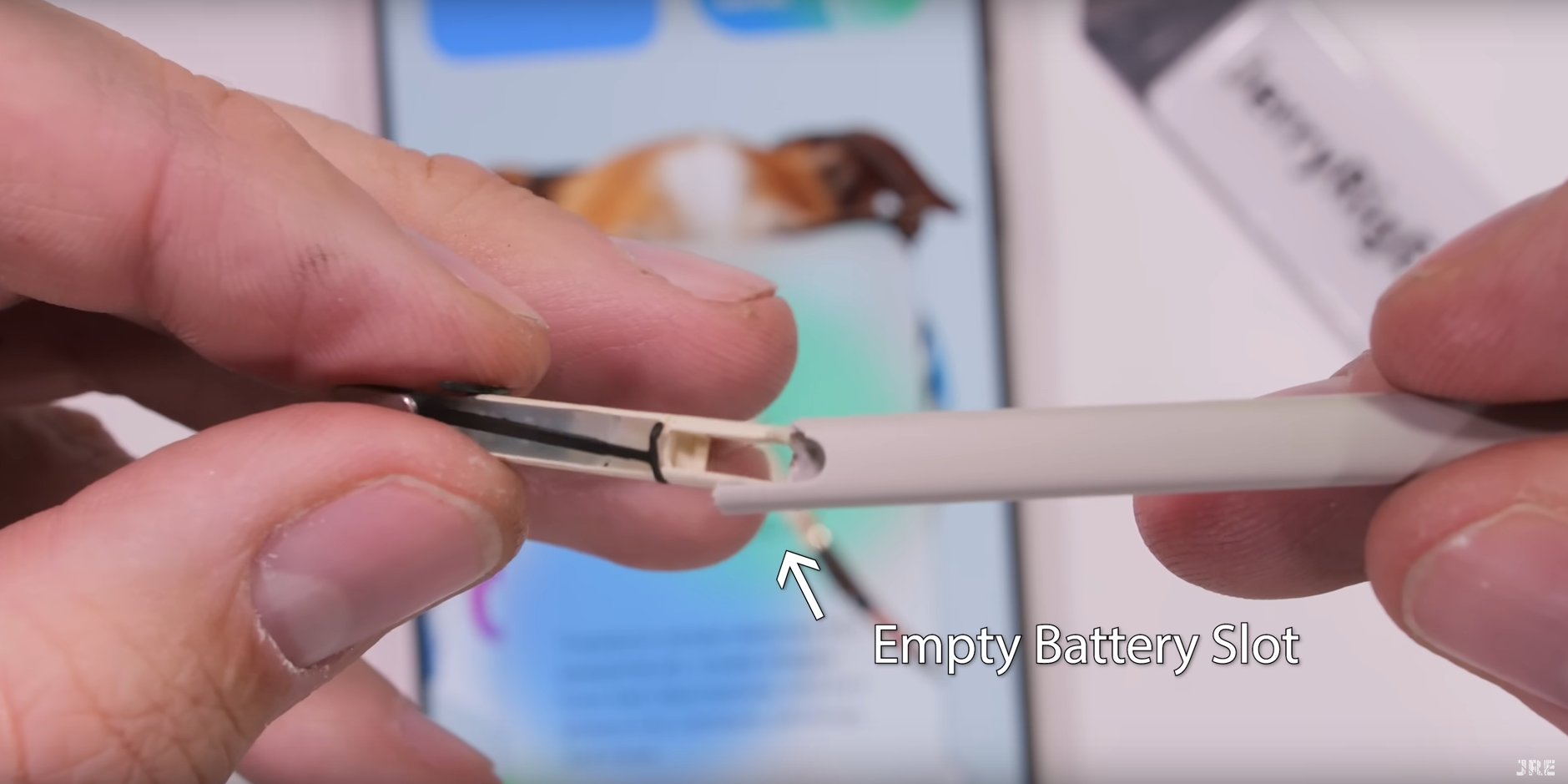JerryRigEverything teste la résistance du Samsung Galaxy S25 Ultra et découvre quelques surprises