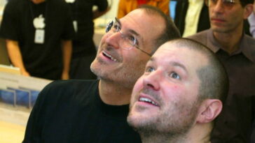 Jony Ive, ancien designer en chef d'Apple : "Je me demande toujours ce que Steve Jobs aurait décidé pour certaines choix de l'entreprise" 26 Jony Ive, exjefe de diseño de Apple: "Yo aún me pregunto qué hubiera hecho Steve Jobs sobre algunas decisiones de la compañía"