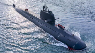 La Chine réussit l'impensable. Transformer ses sous-marins en porte-avions 3 La Chine réalise l'impensable. Transformer ses sous-marins en porte-avions
