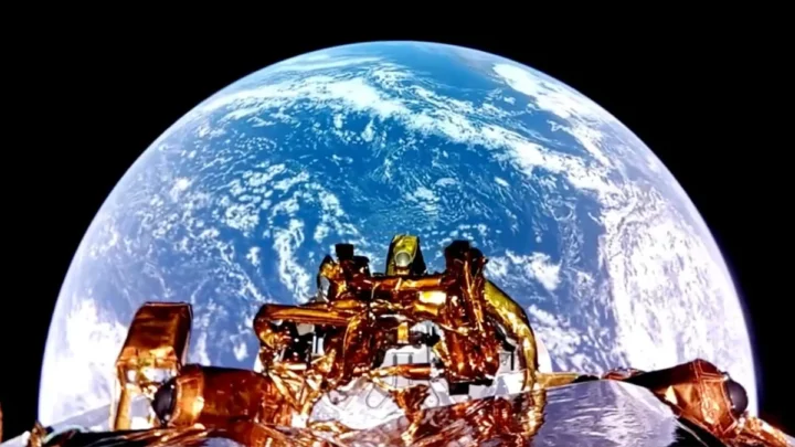 La navette spatiale Blue Ghost filme un moment épique de la Terre en route vers la Lune 2 La navette spatiale Blue Ghost filme un moment epique de.webp