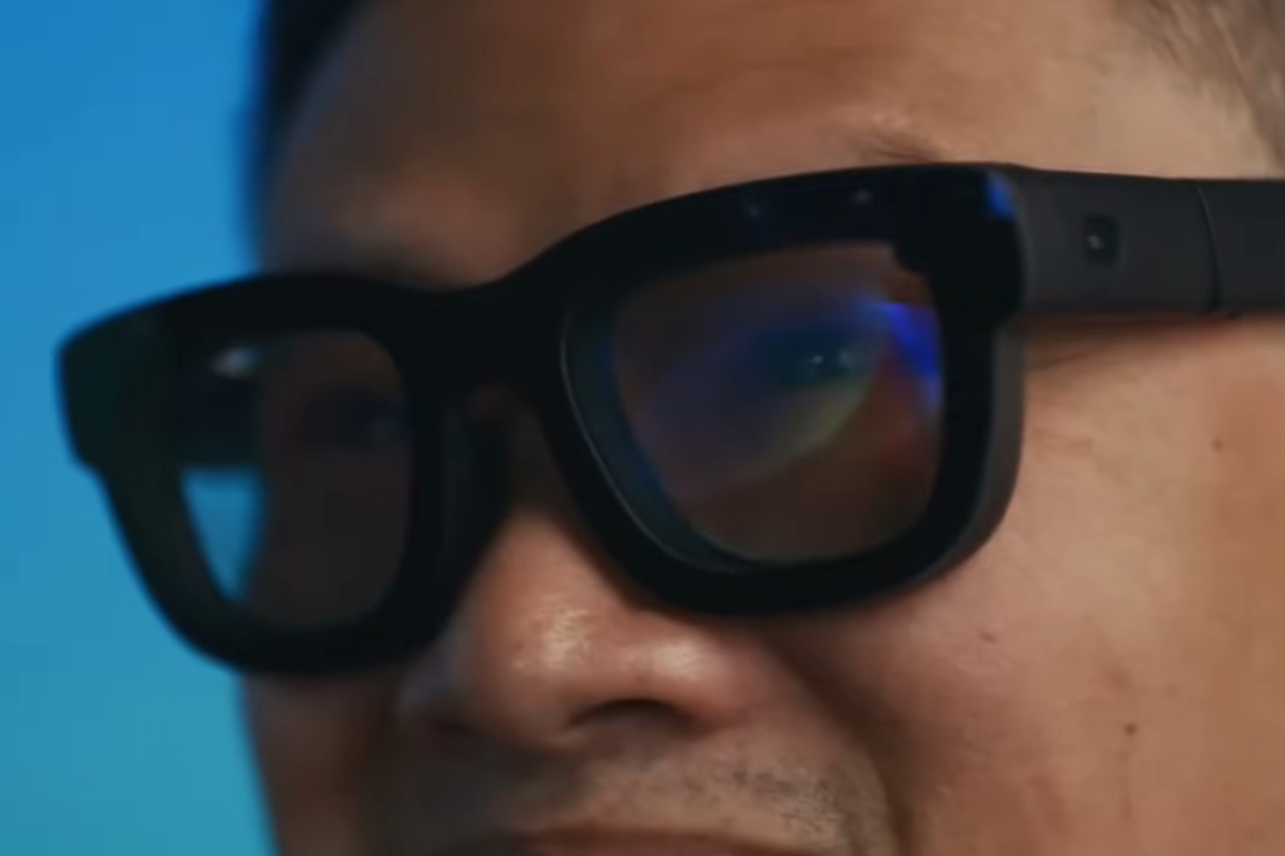 Les lunettes AR d'Apple ne seraient finalement pas mortes ! 2 Vue rapprochée des lunettes intelligentes Meta Orion.