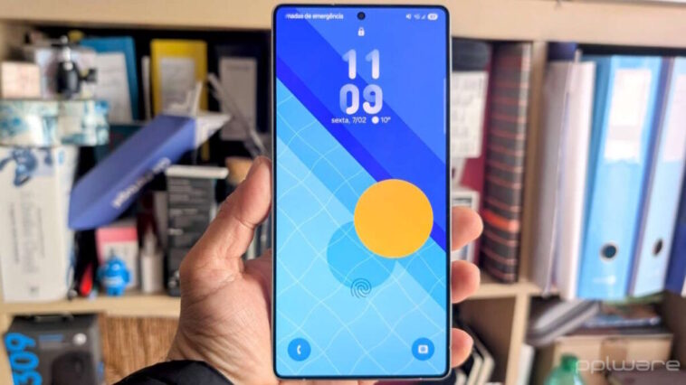 Samsung retarde encore l'arrivée de One UI 7 et d'Android 15 sur les Galaxy 1 Samsung retarde encore l'arrivée de One UI 7 et d'Android 15 sur les Galaxy