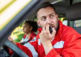 Saviez-vous que les citoyens sourds peuvent contacter le 112 grâce à une application mobile ? 27 Saviez-vous que les citoyens sourds peuvent contacter le 112 grâce à une application mobile ?