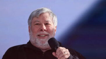 Steve Wozniak, co-fondateur d'Apple : "L'IA ne pense pas, elle se contente de rassembler des idées et de les organiser." 10 Steve Wozniak, co-fundador de Apple: "La IA no piensa, solo saca cosas de otros lados y las pone en un buen lugar"