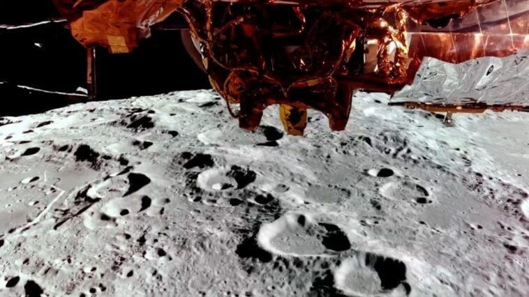 Vidéo incroyable de la Lune capturée par le module Blue Ghost : le 2 mars, il tentera un atterrissage historique 1 Credit: X/FireFly Aerospace