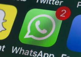 WhatsApp sous les projecteurs : l'UE la classe parmi les 'très grandes plateformes' avec une surveillance accrue