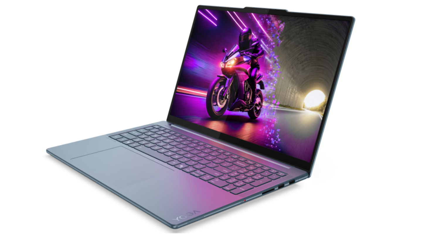 Lenovo révolutionne le MWC 2025 avec de nombreuses nouveautés, dont un ordinateur portable à charge solaire 3 Lenovo révolutionne le MWC 2025 avec un afflux de nouveautés, y compris un portable qui se recharge avec la lumière solaire
