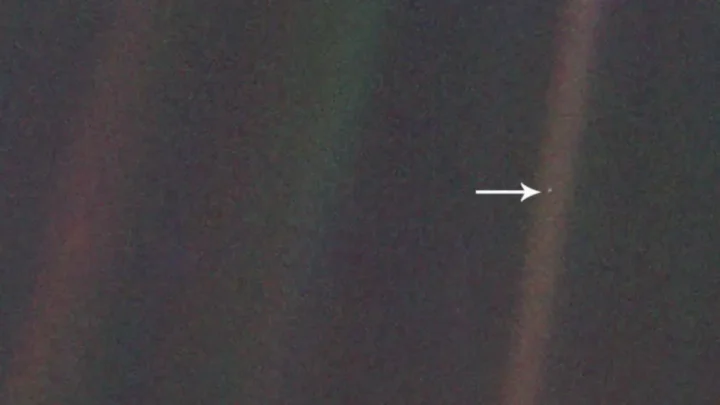 Voici les images capturées par la sonde, à 25 milliards de kilomètres de vous ! 5 1741617358 736 Voici les images capturees par la sonde a 25 milliards.webp
