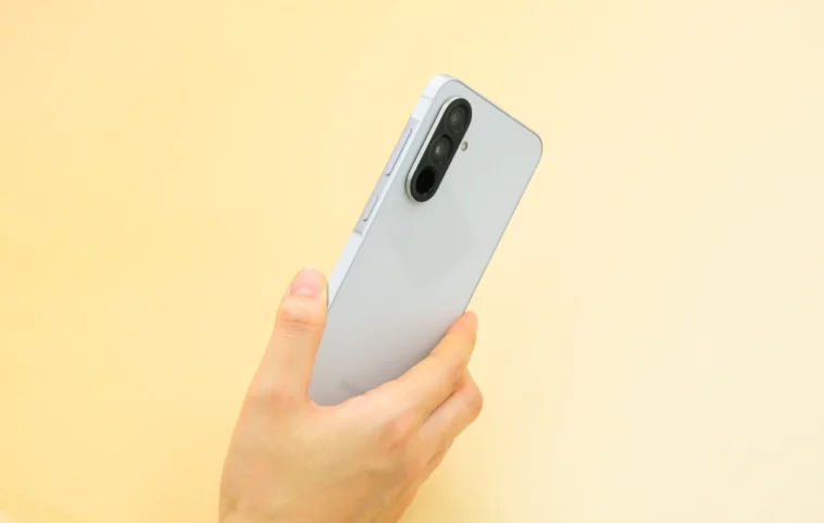 Samsung Galaxy A36 vs A26 : Comparatif, Caractéristiques, Spécificités et Différences Essentielles 1 Samsung Galaxy A36 vs A26 : Caractéristiques, Spécificités et Différences Essentielles