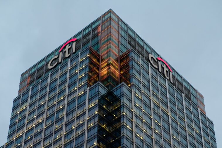 Citigroup aurait presque crédité un client de 81 000 milliards € au lieu de 280 € 1 Citigroup Aurait Presque Crédité Un Client De 81 000 Milliards