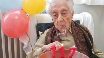 Comment vivre en bonne santé jusqu'à 110 ans : une étude révèle les "secrets" de la supercentenaire Maria Branyas 2 Archives| Madame Maria Branyas le jour de son 117ème anniversaire