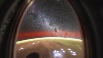 Découvrez la Terre et la Voie lactée dans cette image époustouflante