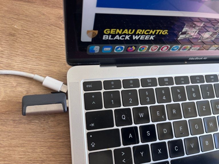 Disque dur plein ? Voici comment augmenter le stockage sur ton MacBook Air 2 Clé USB