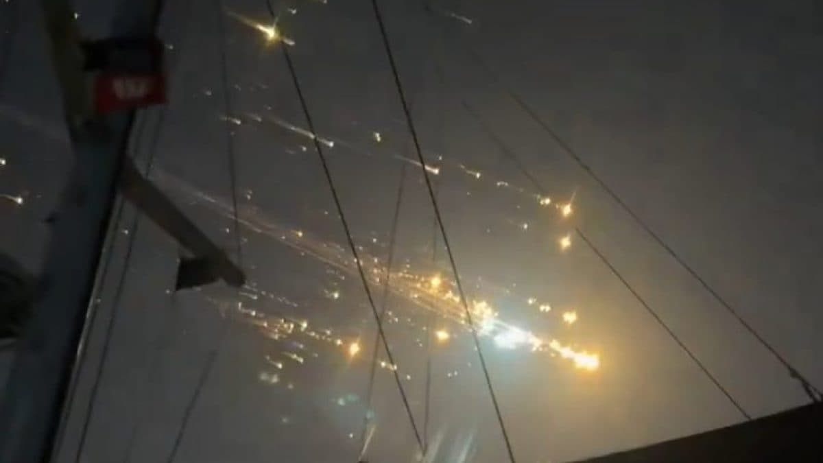 La Starship explose aux Bahamas, pluie de débris comme un Armageddon : des images spectaculaires 2 L'explosione di Starship. Credit: GeneDoctor/X