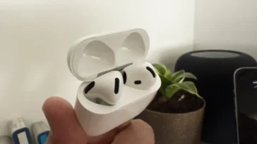 Les AirPods pourraient bientôt offrir une fonctionnalité essentielle pour les voyageurs 27 Les AirPods pourraient bientôt offrir une fonctionnalité essentielle pour les voyageurs