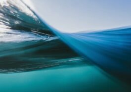 L'eau est la troisième molécule la plus abondante dans l'univers, ainsi qu'un composant clé des intérieurs de lunes glaciaires, de planètes géantes et d'exoplanètes similaires à Uranus et Neptune / Photo IStock