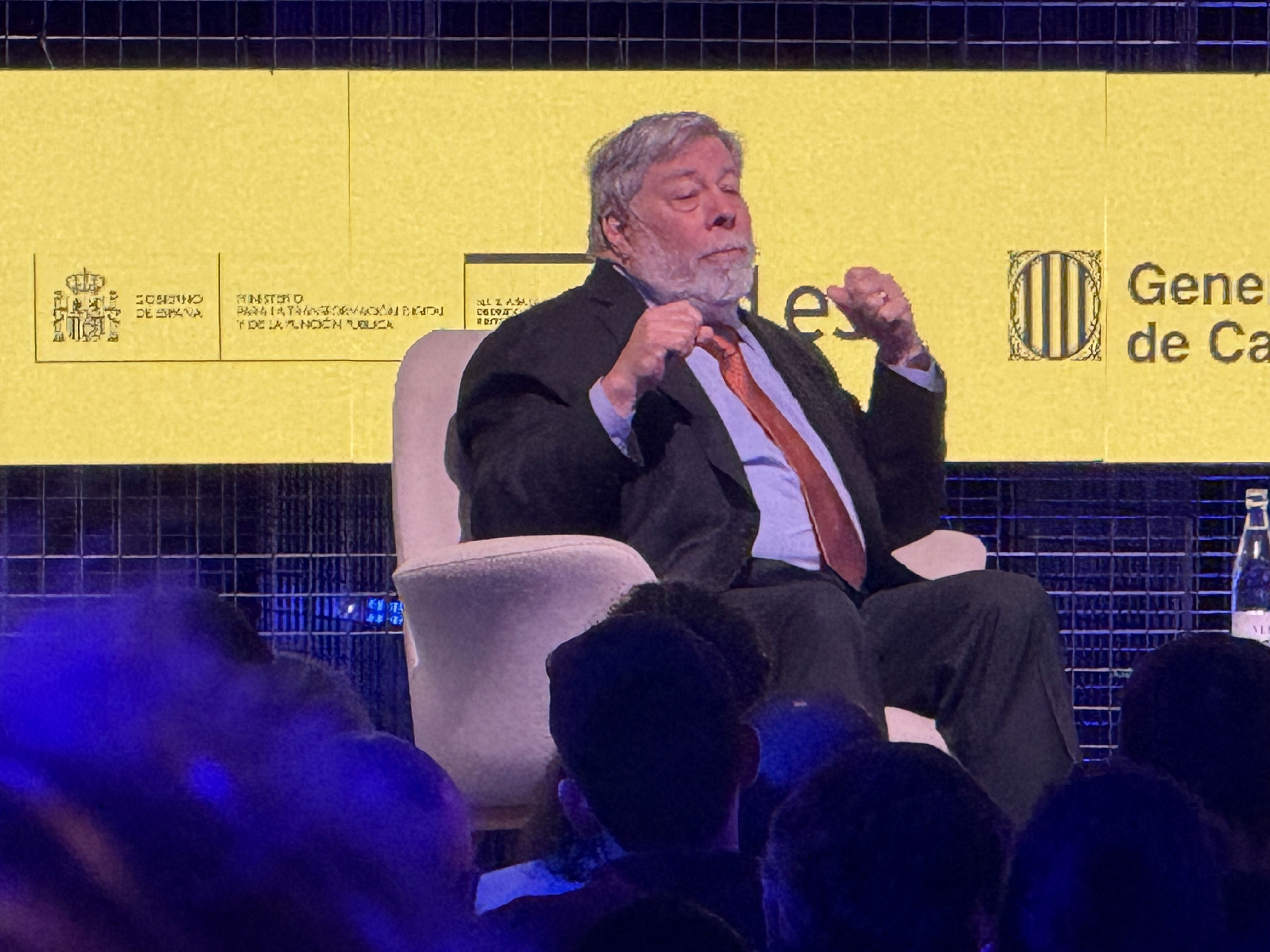 Steve Wozniak, cofondateur d'Apple, s'inquiète de l'IA : "Sa face cachée pourrait nuire !" 3 Steve Wozniak