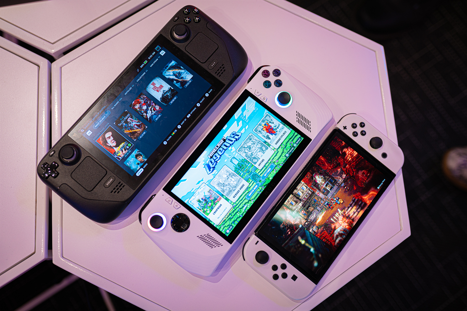 La Nintendo Switch 2 ne pourra pas rivaliser avec les autres consoles — mais ce n'est pas grave 3 A Steam Deck, Asus ROG Ally, and Nintendo Switch OLED sit on a table.