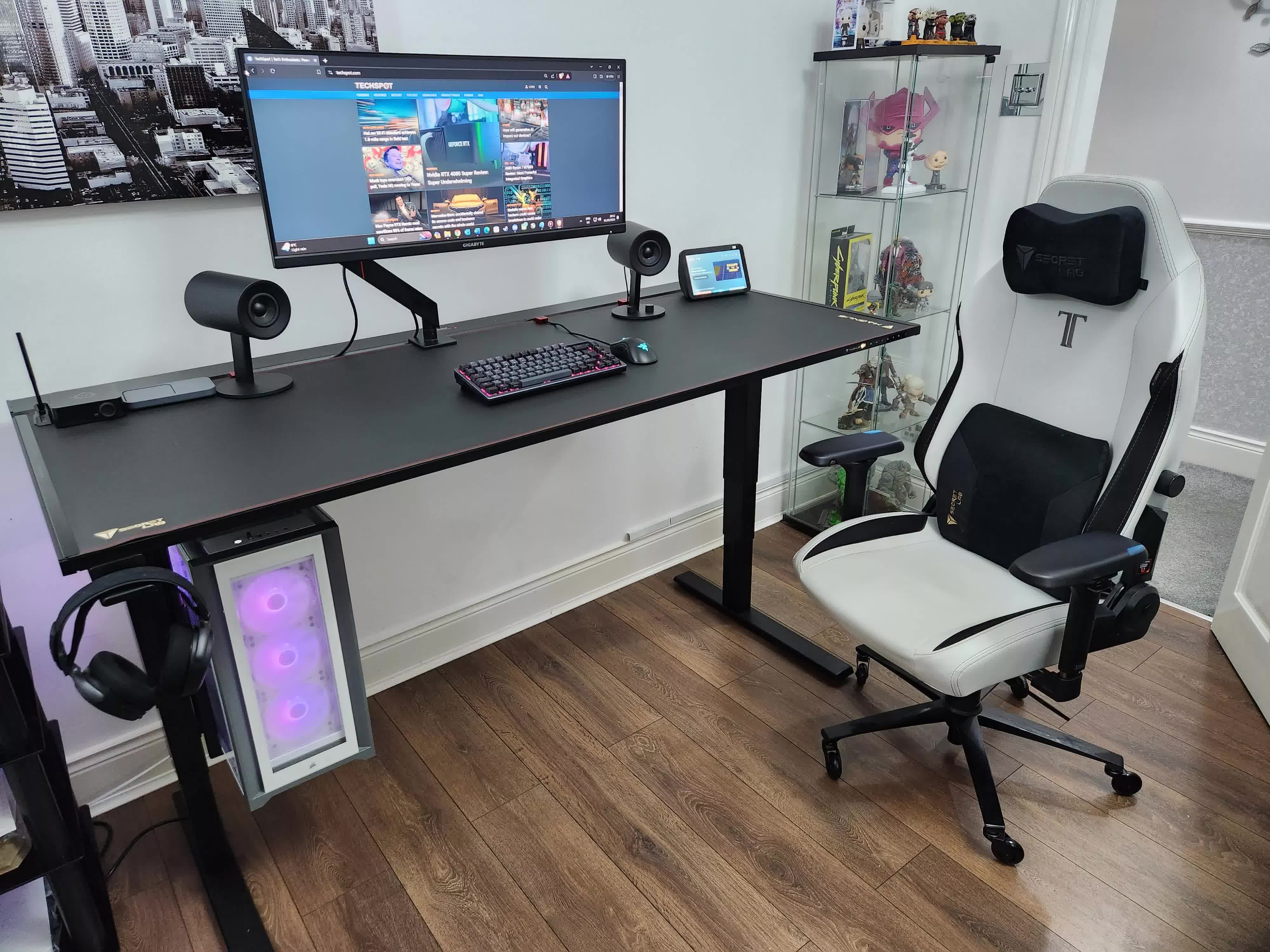 10 Plaisirs Coupables des Passionnés de Tech : (À Savoir, Équipements Coûteux Indispensables) 13 1745231105 824 10 Plaisirs Coupables des Passionnes de Tech A Savoir