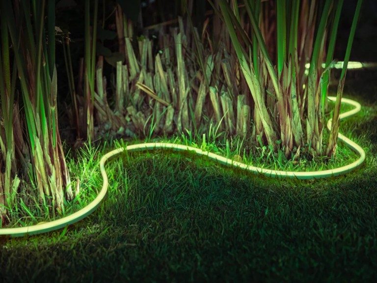 Un Lightstrip peut aussi bien délimiter des chemins. (Photo : Signify)