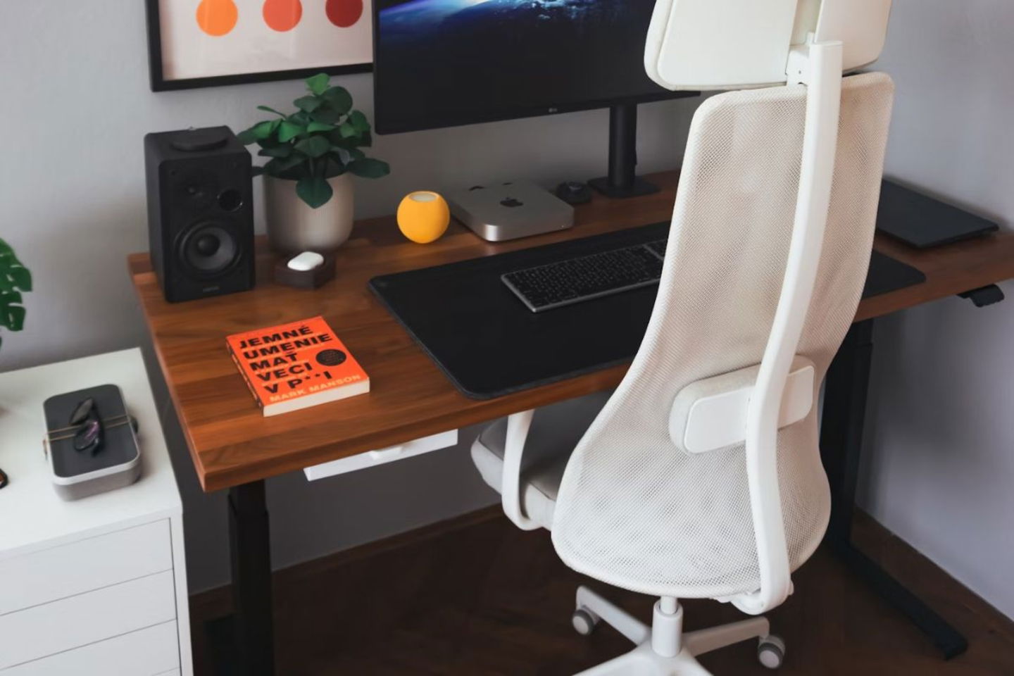 Les 8 meilleurs bureaux réglables et comment choisir le vôtre 4 Les 8 meilleurs bureaux assis-debout et comment choisir celui dont vous avez besoin