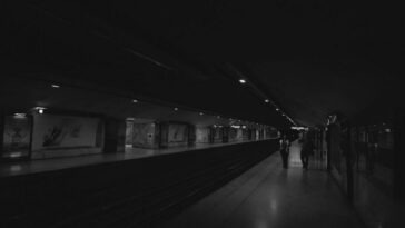 Blackout en Espagne, découvrez le phénomène atmosphérique rare qui a plongé tout le pays dans l'obscurité 9 Immagine