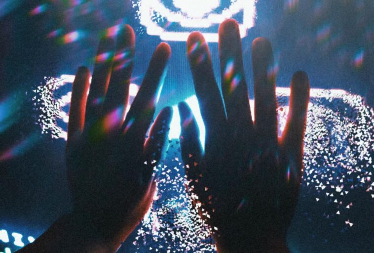 Des hologrammes 3D tactiles : une révolution mondiale désormais réalité 1 Des Hologrammes 3d Tactiles : Une Révolution Mondiale Désormais Réalité