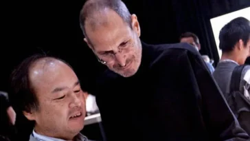 Un accord secret a poussé un magnat japonais à investir des millions dans le business du siècle : l'iPhone de Jobs