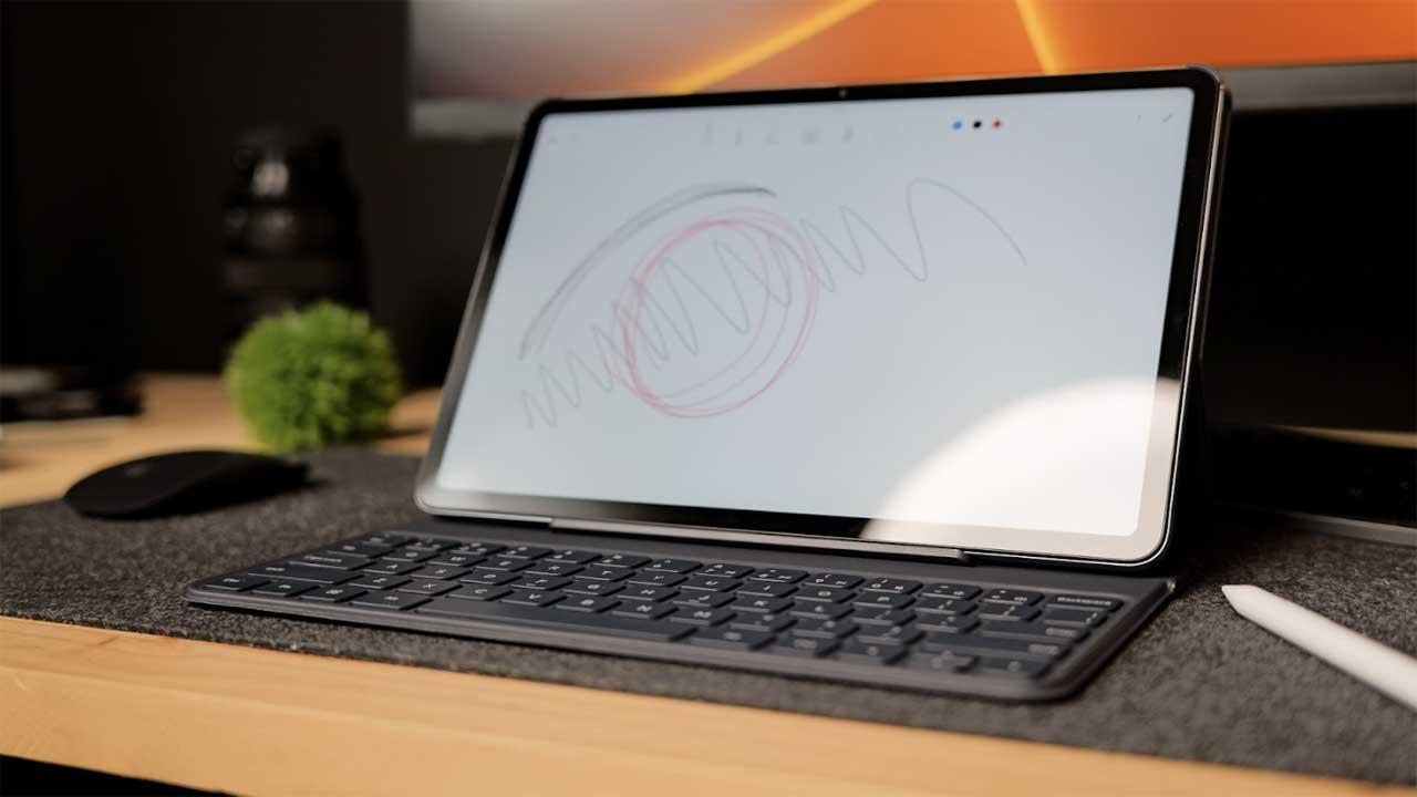 Tablettes pas chères avec clavier parfaites pour étudier, prendre des notes ou améliorer votre productivité 5 Redmi PAd Pro