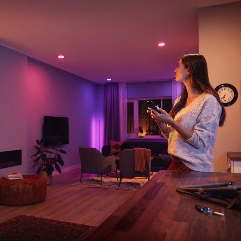 Convaincs-moi ! 5 raisons de choisir Philips Hue 4 L'application Hue offre un contrôle simple - même pour les débutants. (Photo : Signify)