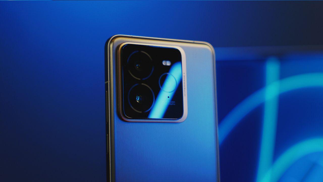 Achetez ce mobile pour sa batterie ultra grande et sa grande qualité 3 realme GT7 Pro cámaras traseras
