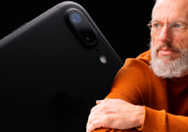 Apple retire du catalogue 2 de ses mobiles les plus mythiques, si vous les avez chez vous, ce sont des pièces de collection 7 Apple retire du catalogue 2 de ses mobiles les plus mythiques, si vous les avez chez vous, ce sont des pièces de collection