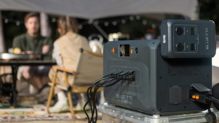 BLUETTI Lance l’Apex 300 : Une Batterie Polyvalente pour la Maison, les Camping-Cars et la Vie Autonome 1 Bluetti Apex 300 (5)