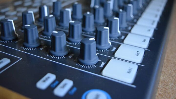 Des chercheurs ont découvert que la musique peut réellement soulager la douleur 2 Table de mixage