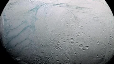 Des scientifiques proposent d'infecter un autre monde et d'observer les conséquences : la lune Encelade