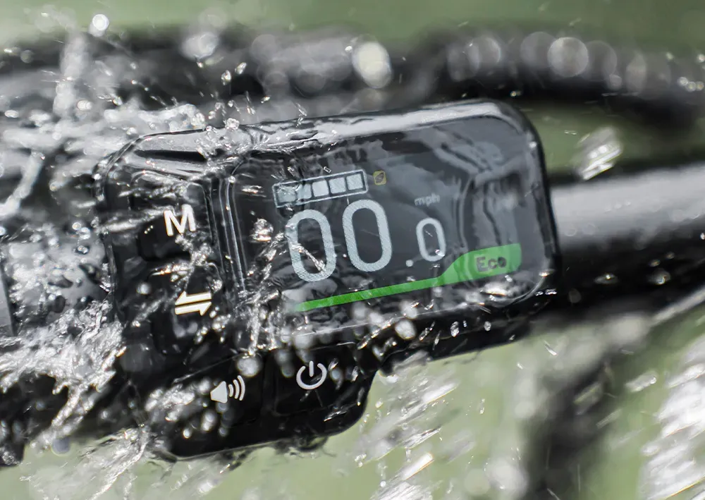 Fiido lance le D11 2025 : Pliage en 5 secondes, freins hydrauliques, capteur de couple à 999€ 4 Fiido Lance Le D11 2025 Vélo Electrique Pliable Compteur Kilometrique